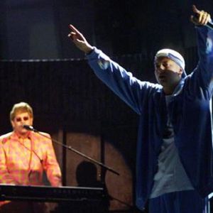 Eminem and Elton John Performing Stan at Grammys 2001 004