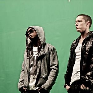 Eminem and Lil Wayne making the video for No Love 004