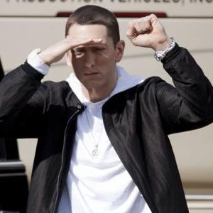 Eminem arriving at I need a doctor video set in L.A 004