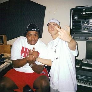 Eminem with People 035 Middle Finger